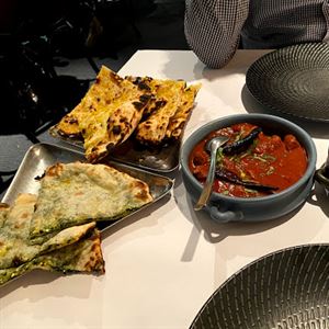 Indian Mehek Restaurant & Bar